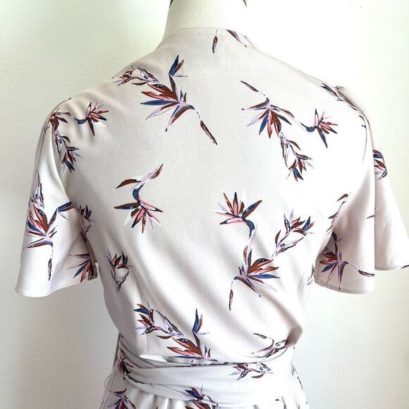 Stylestalker Penny Mini Wrap Dress Off White Bird of Paradise Print Size Small - Picture 10 of 15